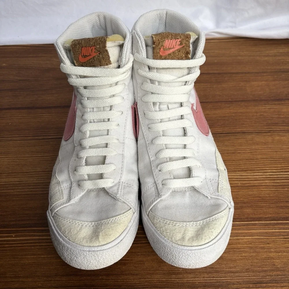 Nike Blazer Mid '77 Catechu Women's‎ Size 7.5 Used